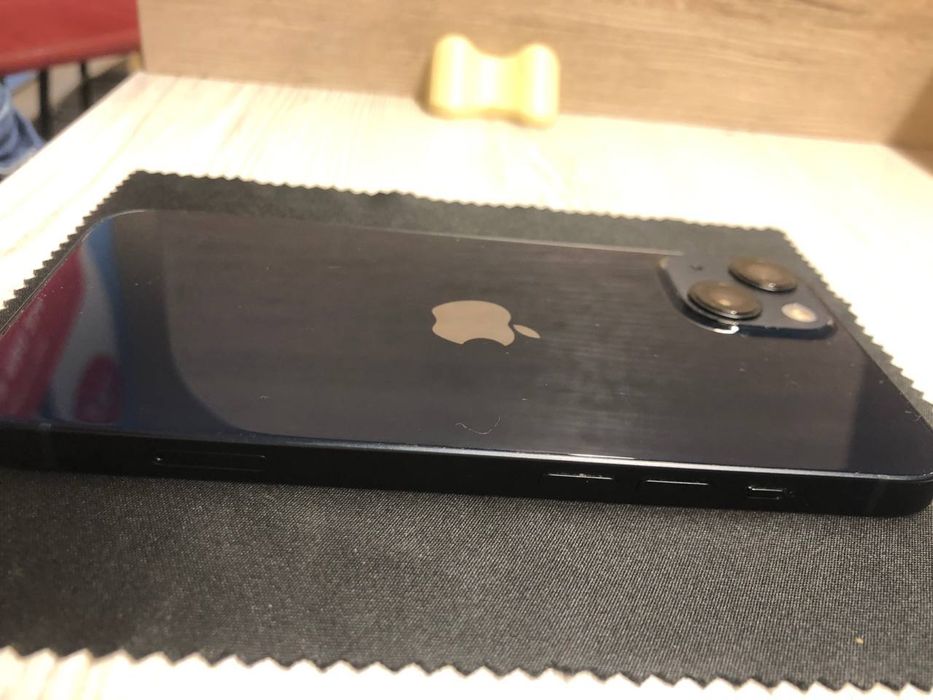 Продаю айфон 13 на 128гг 86%