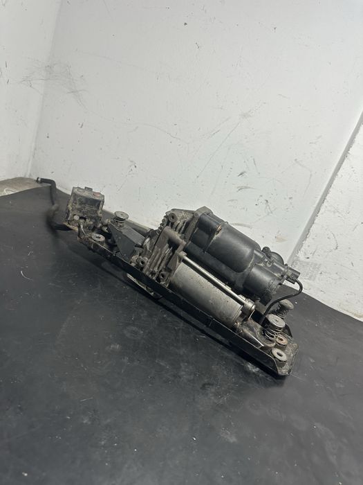 Compresor perne aer BMW Seria 5 E61 | 6789937 525d 520d 530d 535d