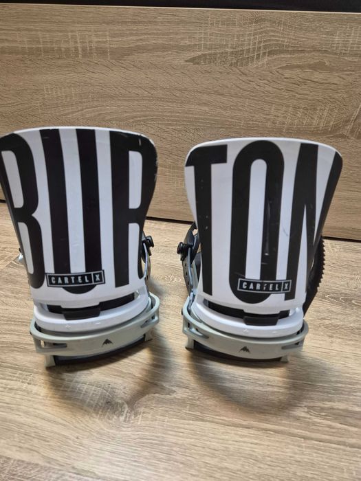 Echipament snowboard : snowboard, legaturi, boots