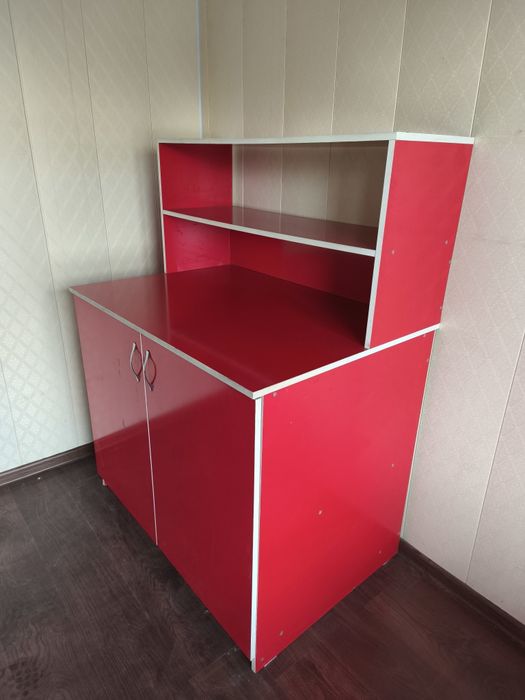 Шкаф для Буфета или для бара.3 Штуки.