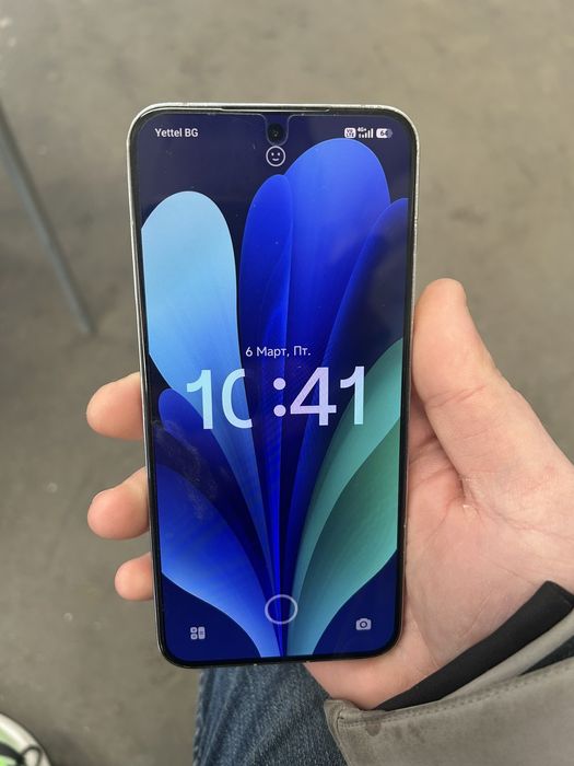 Продавам Xiaomi 14