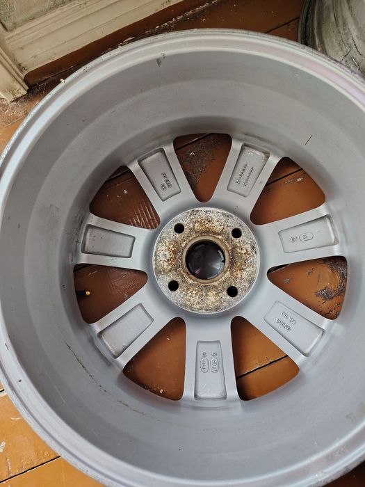 Эпика диска R.17