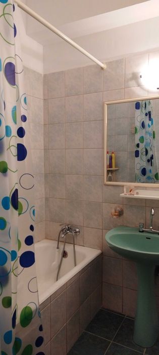 Inchiriere 3 camere decomandat