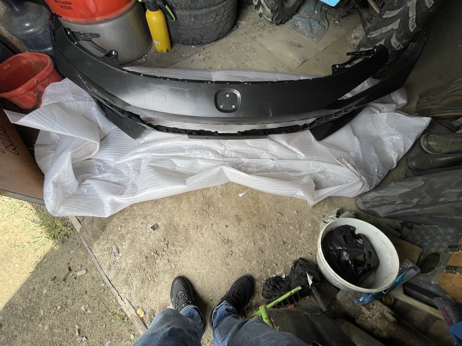 Бампер оригинальный Changan UNI-V