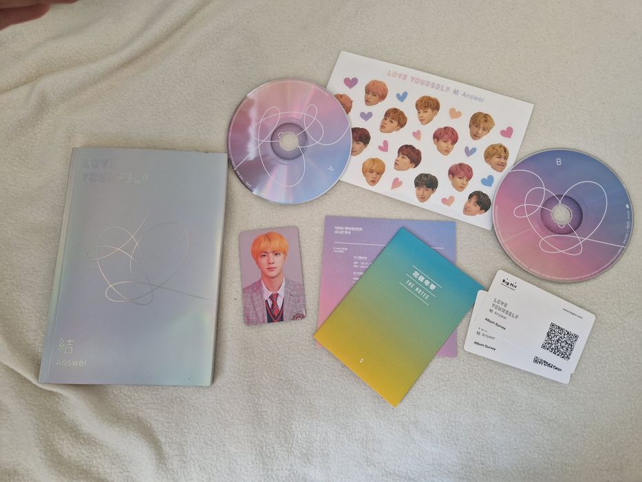 Love yourself: Answer. S version
In stare impecabila.
La cumparare ofe