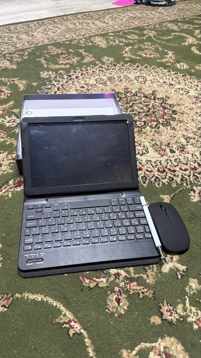 Планшет айпад ноутбук  состояние новый