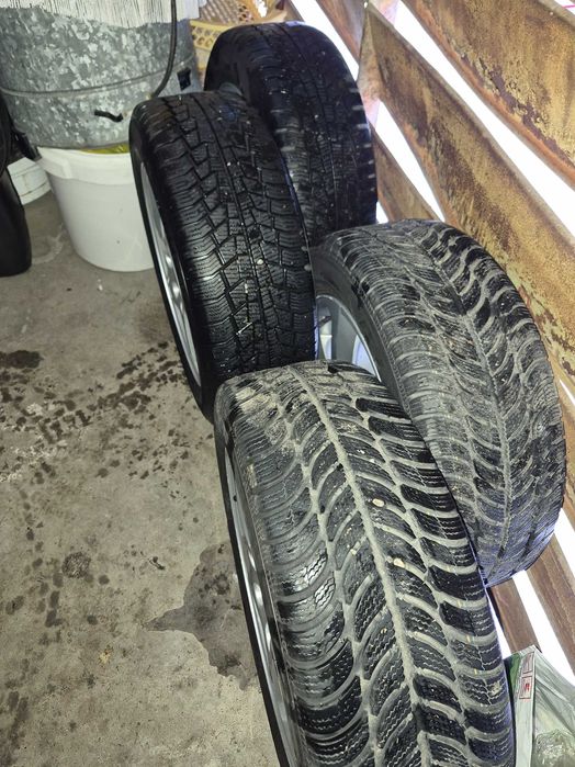 Джанти 16-цола Волво.