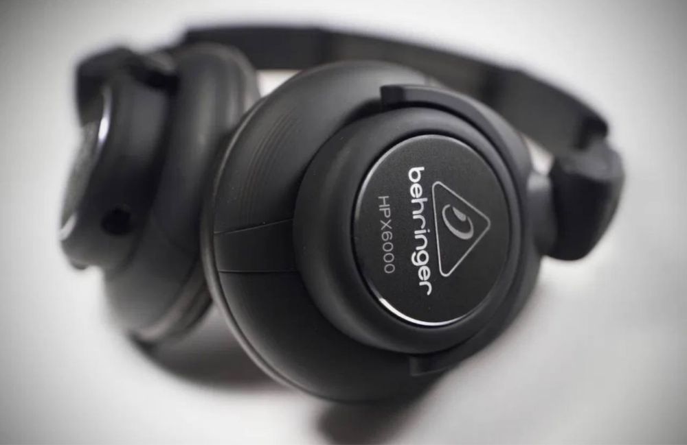 Behringer HPX6000 профессиональный DJ наушник