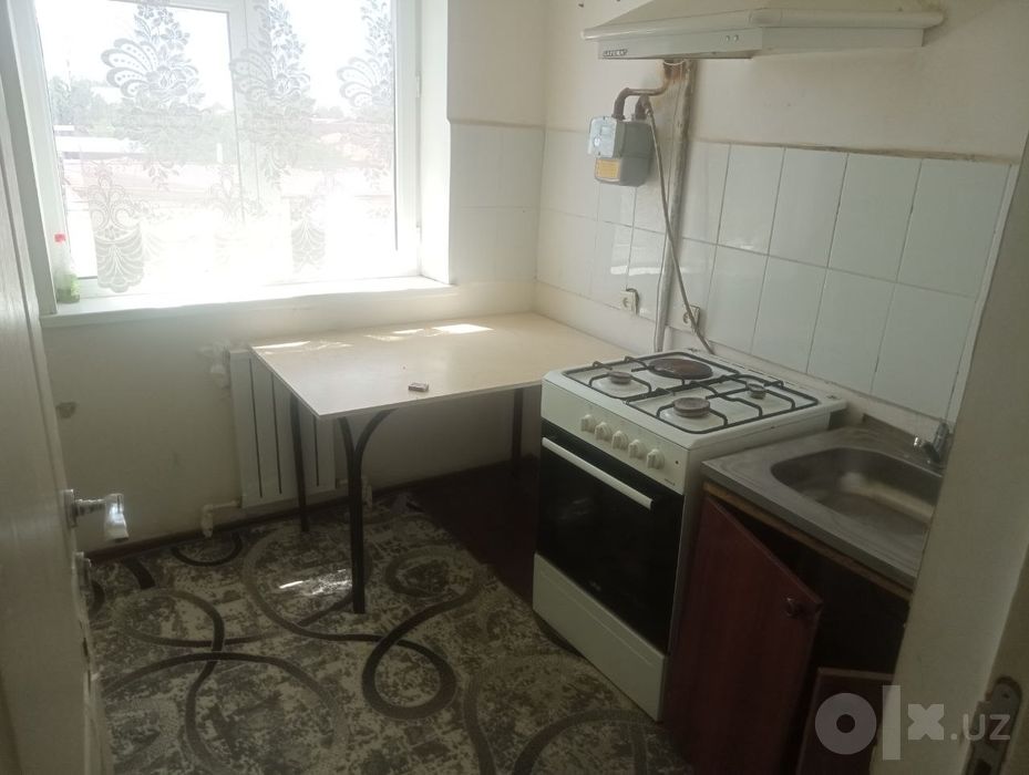 Navoiy eski shahar da 2 xonalik  kvartira ijaraga beriladi