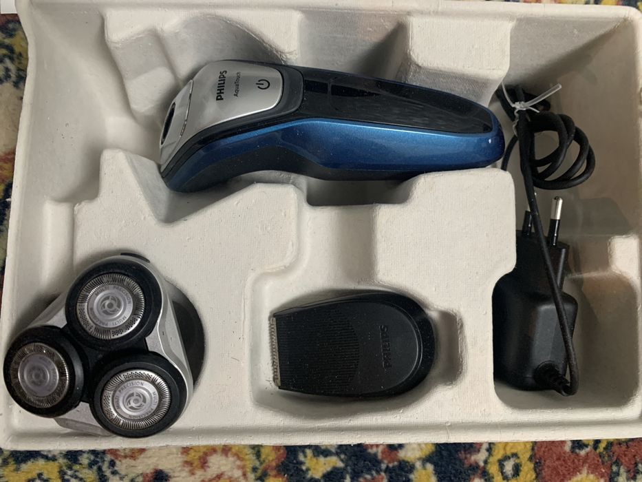 Продам электробритву Philips S5420