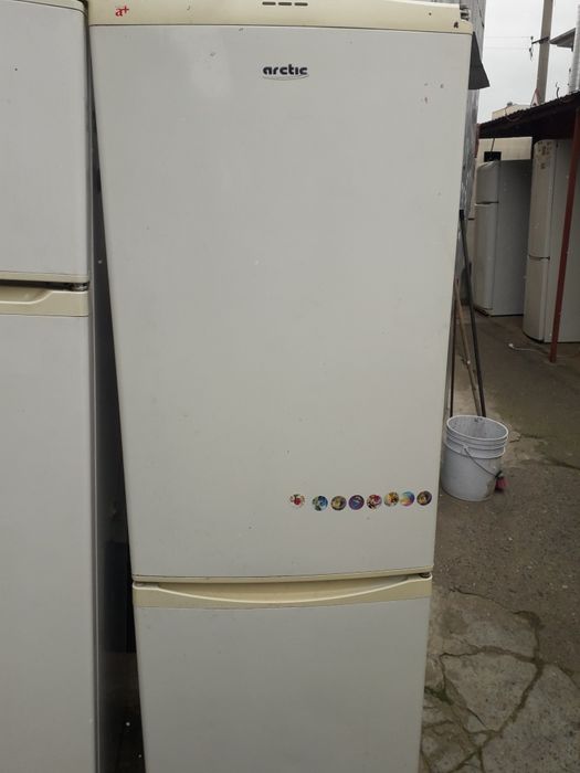Frigider arctic Indesit Whirlpool funcțional