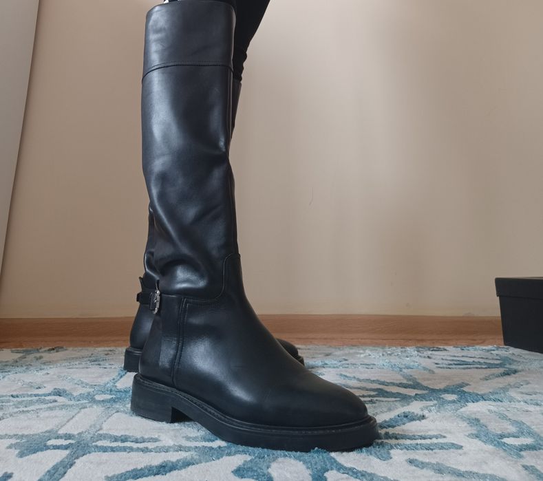 Срочно продам сапоги