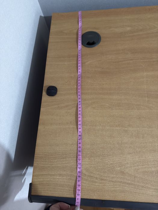 Срочно продам стол