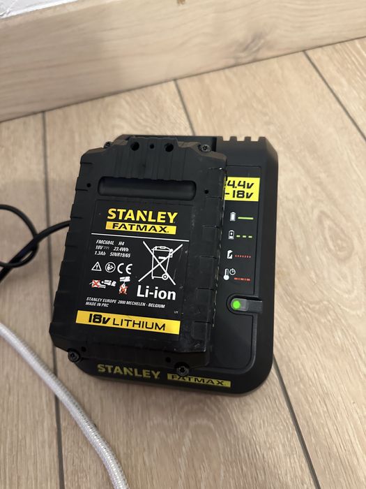 Bormașină Stanley FatMax 18 V + baterie + încărcător