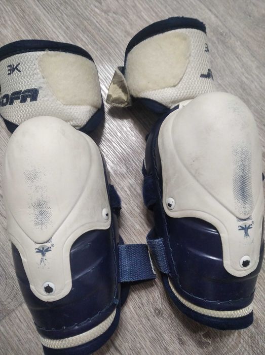 Хоккейная форма.