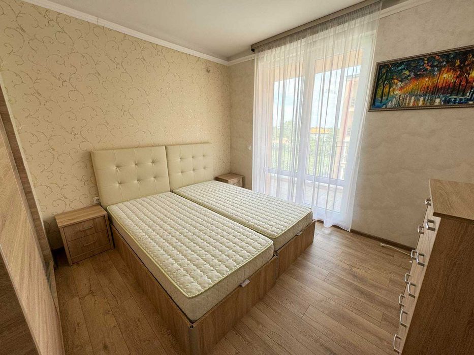 Дава се под наем Тристаен апартамент в Шумен, Пазара - 88 кв.м за 489.6 € - Снимка #2
