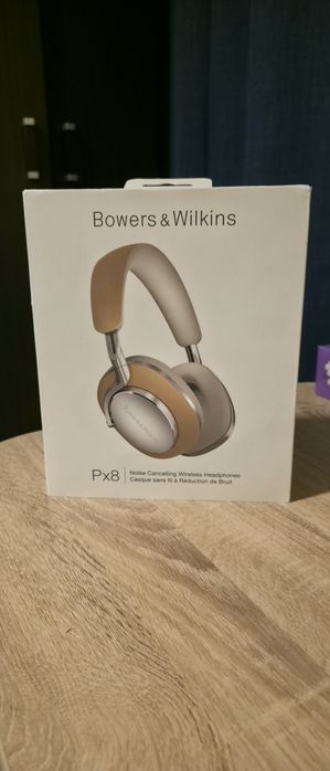 Casti Bowers & Wilkins