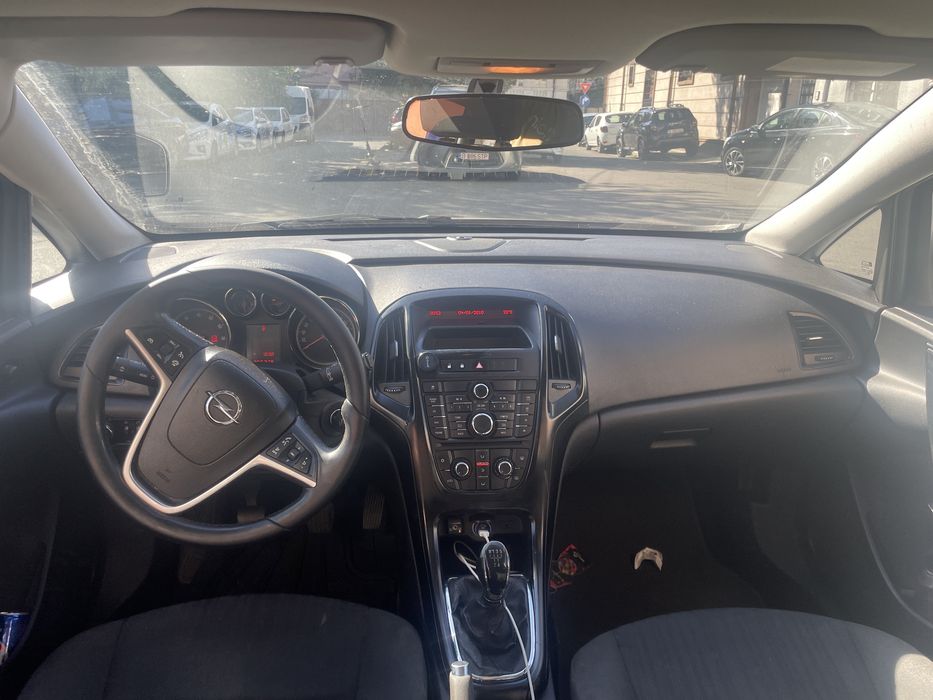 Vand opel astra j