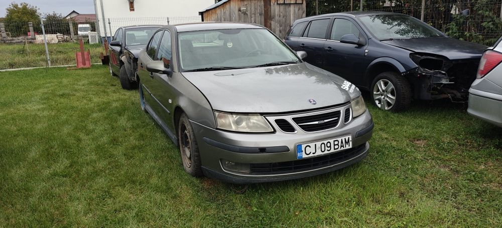 Vindem piese rezultate din dezmembrarea unui Saab 93