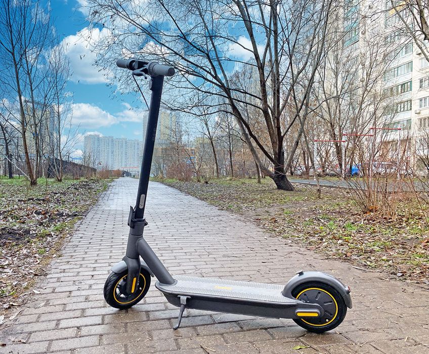 Ninebot KickScooter Max G30P в идеальном состоянии обслуженый