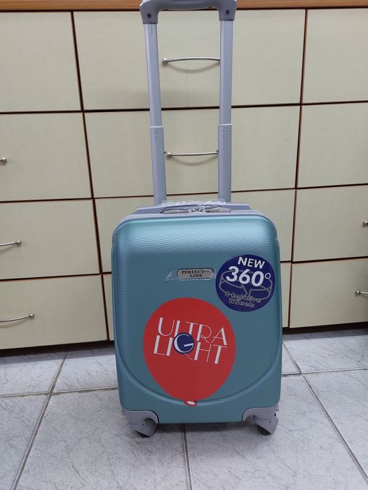 Нов Куфар за ръчен багаж-5 цвята, 40*30*20 см, с махащи се колела