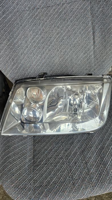 Фарове за Vw Bora