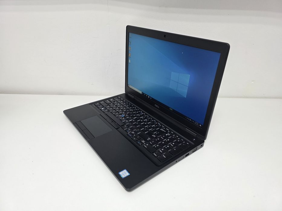SUPEROFERTA! Laptop Dell Latitude PRO i5-6200U 15.6 FullHD iluminare taste. GARANTIE 1 an