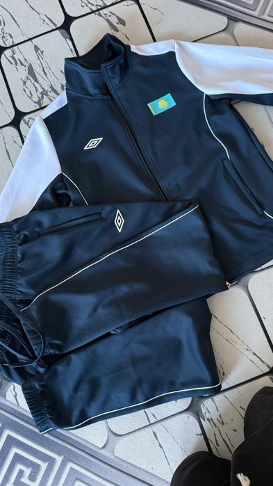 Спортивные комплекты