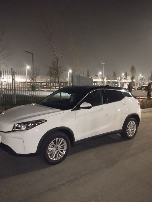 Аренда сухой или выкуп  год 2025 пробег 20500 запас хода 405 новая 1