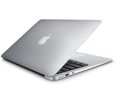 MacBook Air 13" 128 GB БДС клавиатура, подарък кейс и чанта