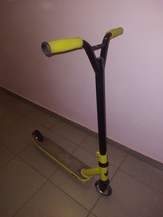 Продам самокат в отличном состояний!!!