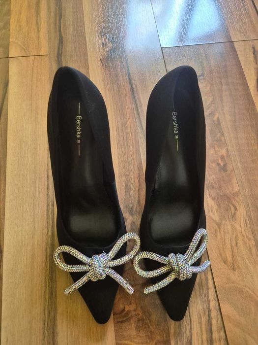 Pantofi eleganti Bershka toc cui