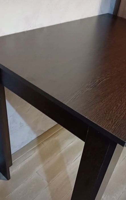 Кухонный стол продам