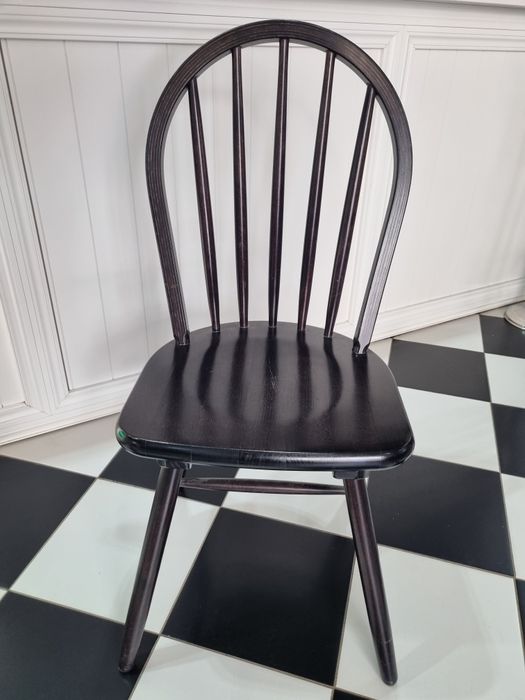 Стулья из массива дерева