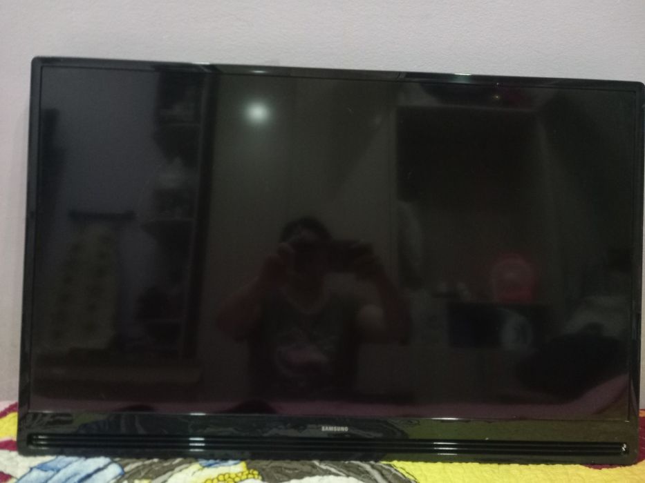 Телевизор самсунг