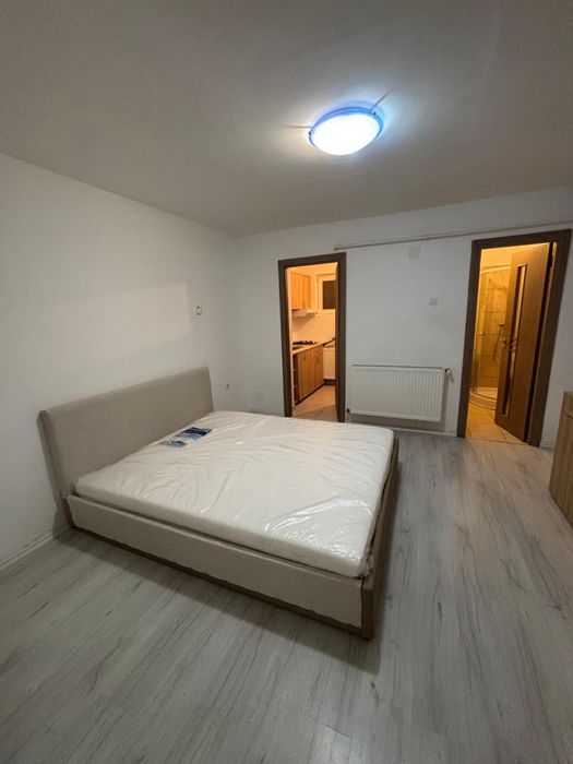 Inchiriez garsoniera