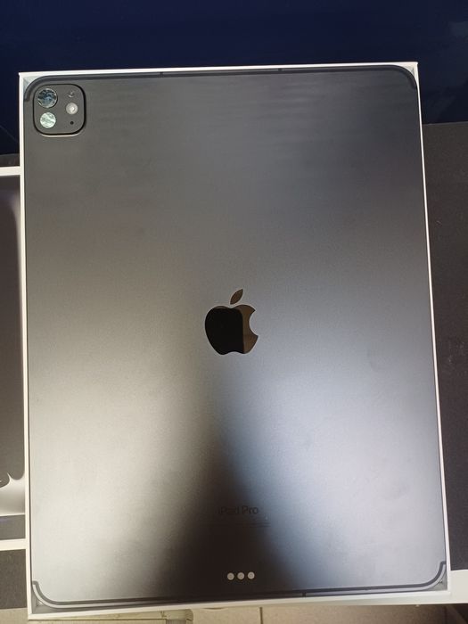 iPad Pro 13' M4 256GB Baterie 100%