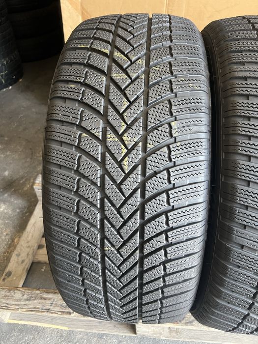 2 anvelope m+s 245/45/19 Bridgestone 7 mm!