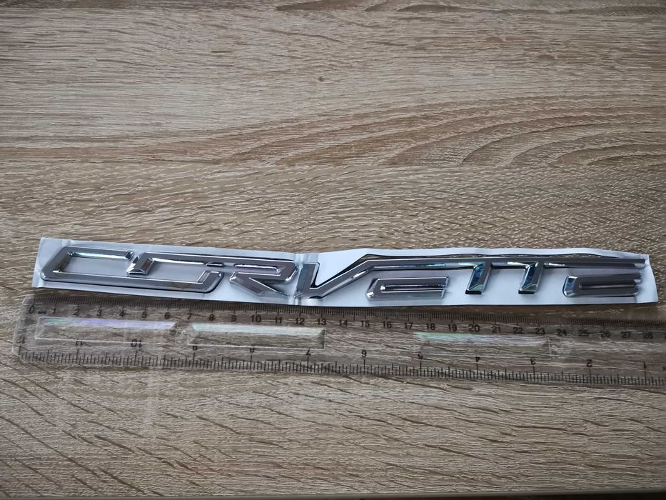 Chevrolet Corvette C7 Шевролет Корвет надпис емблема