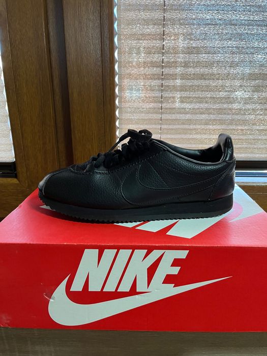 Кроссовки Nike cortez