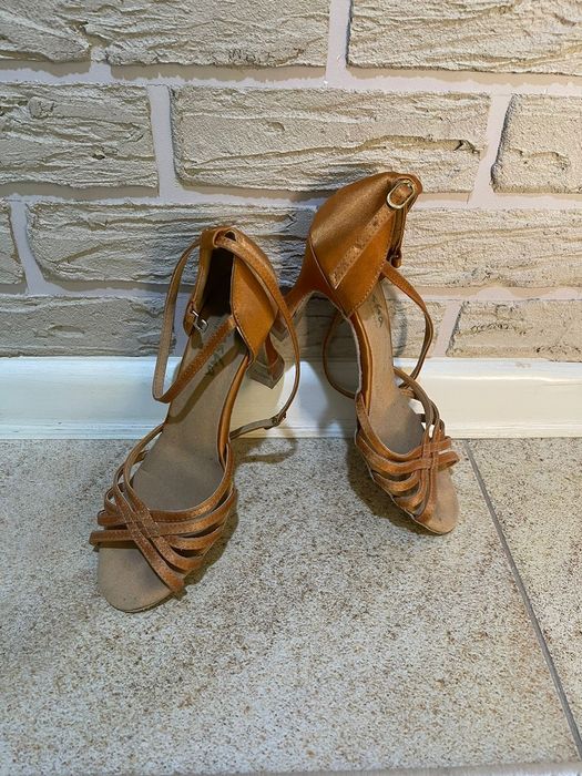 Туфли для танцев