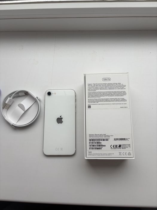 iPhone SE 2 2020 White 128 gb