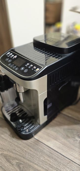 Кафе автомат De'Longhi Magnifica Evo Next