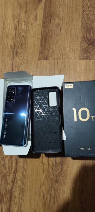 Продавам Xiaomi mi 10t pro
