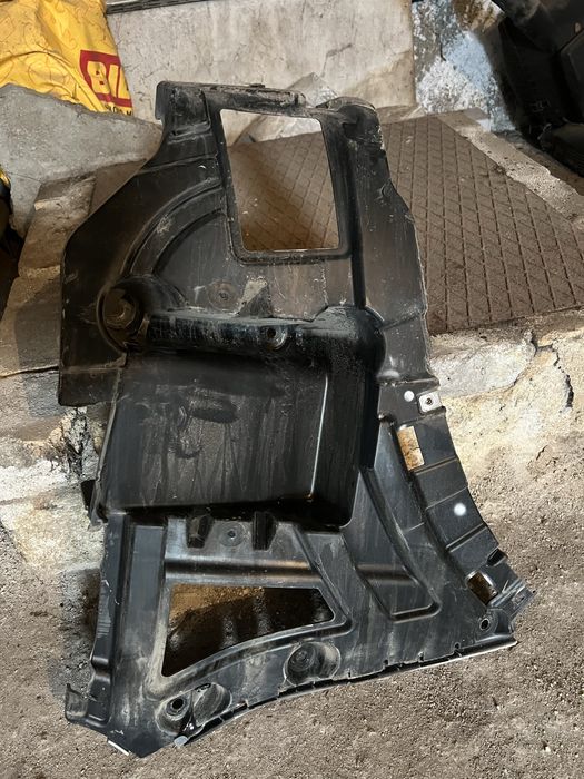 Основи под задна броня BMW X3 F25