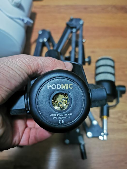 Conferințe .Gramofon Fon wireless adaptor.Sonab System9 CLS wi fi.Boxe