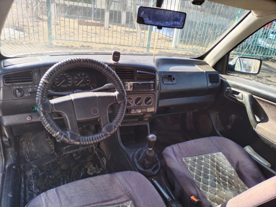 Продам Гольф 3-на ходу.Газ бензин.