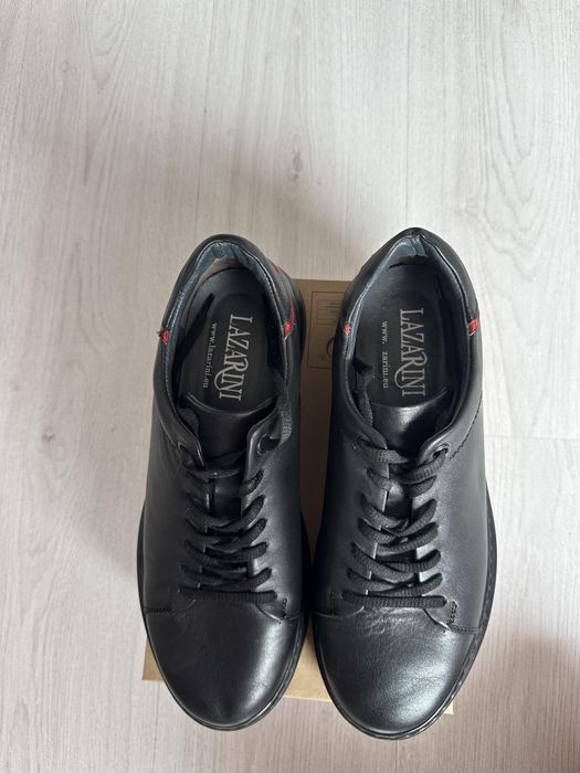 Мъжки обувки на Lazarini