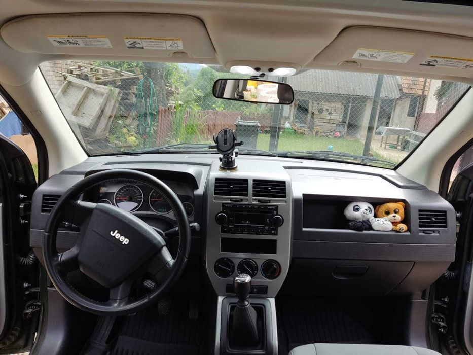 Vând jeep Compass 4X4 Anul 2008