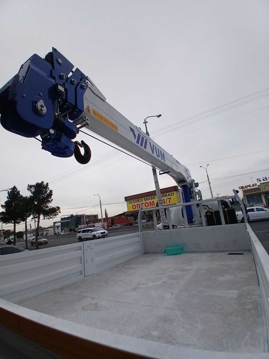 Кран-манипулятор FAW 4х2  5 тон